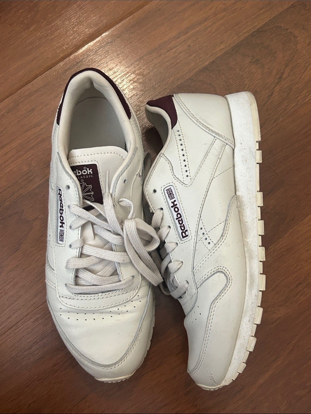 Reebok White Leather Sneakers with Burgundy Trim